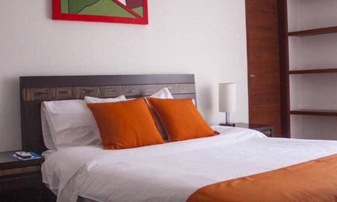 La Castellana Apartamento | Prisma Suites Chico 94 - Three-Bedroom Apartment