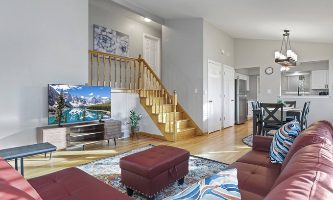 Arlington Heights Casa | Pristine - 3 Beds, 1.5 Ba!