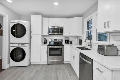Columbia Casa | Pristine 3BR-Centrally located