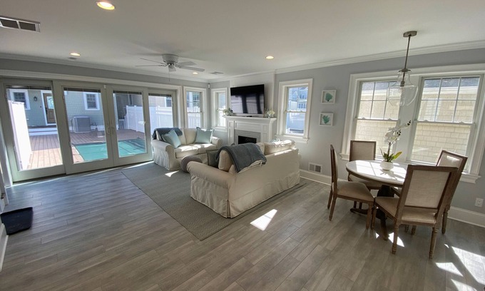 Manasquan Casa | Pristine 3BR Home Steps From Beach w Deck, Pool/Hot Tub, Grill, Outdoor Dining