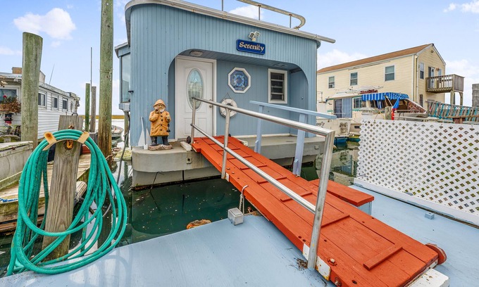 Seaford Alquiler De Eote | Pristine Bayfront Houseboat