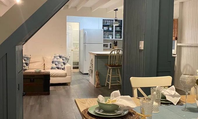 Onset Cabaña | Pristine beach cottage just steps from the beach!