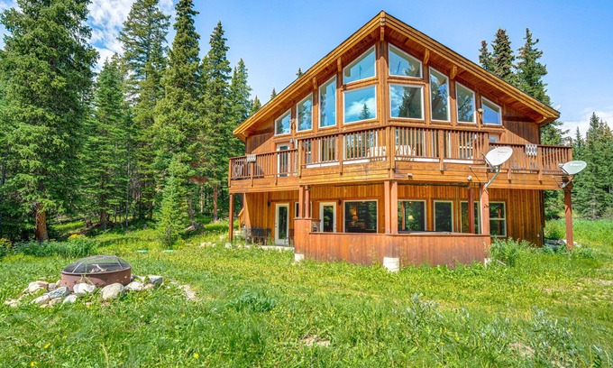 Quandary Village Chalet De Esquí | Pristine Breckenridge Home w/ Hot Tub & Mtn Views!