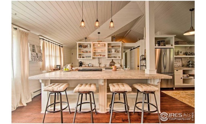Drake Casa | Pristine, Peaceful and Uplifting Mountain Living