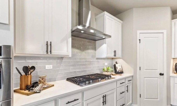 Marysville Casa | Pristine Villa: 2024 built house