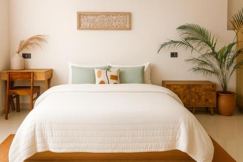 Tapovan Apartamento | Prithvi Hotel Rishikesh - Aesthetic Quite Rooms With Smart TV, AC, WiFi and free airport pickup for 7 plus night stays in Upper Tapovan
