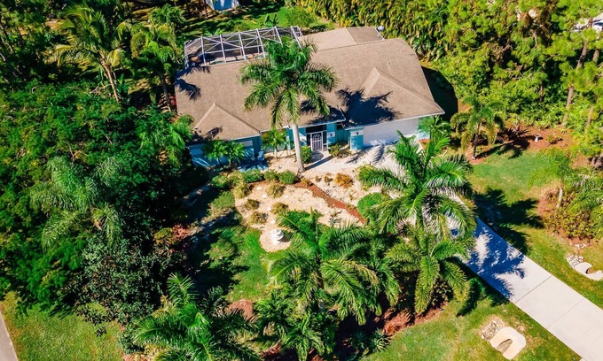 Bonita Springs Casa | Privacy In Paradise, "Our Backyard Oasis"