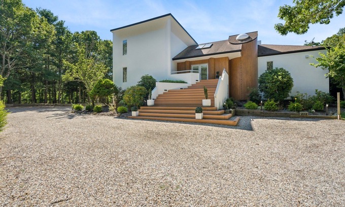 North Sea Casa | Private 2.1 acre gated home with heated pool and tennis & pickleball court
