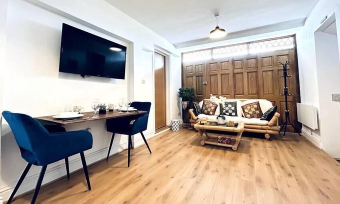 Potters Bar Casa | Private 1 Bed - 18 min to Central
