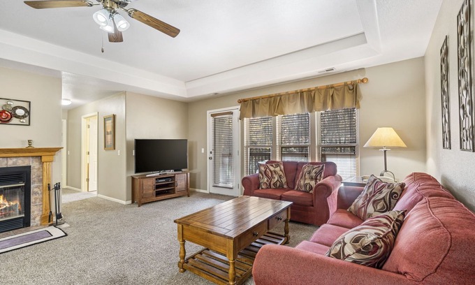 Branson West Condominio | Private 2-Bedroom Condo in Gated Community at StoneBridge Village