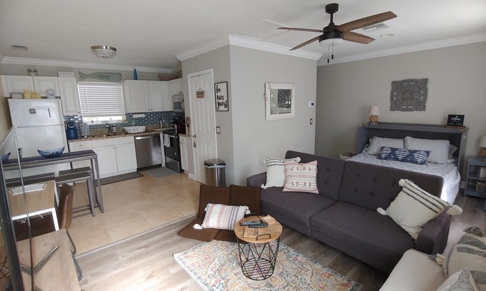 Stuart Apartamento | Private and cozy Downtown Stuart Oasis