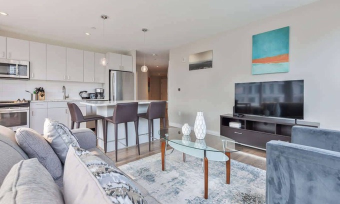Seaport District Apartamento | Private Apt Seaport Walk to Restaurants
