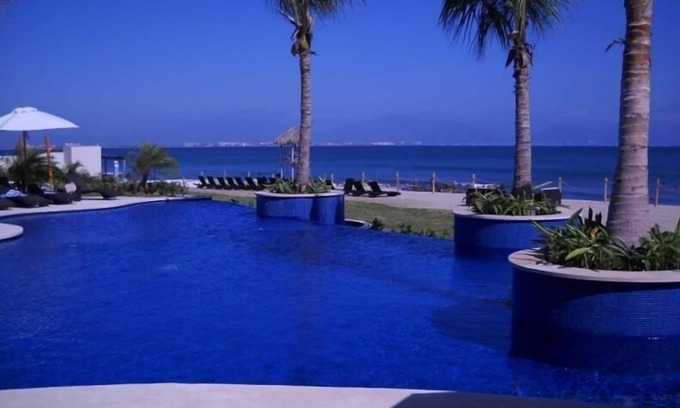 La Cruz de Huanacaxtle Condominio | Playa privada con magníficas vistas!