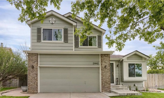 Parkborough Casa | Private Basement - BlueCardinal