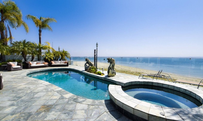 Coronado Casa | Private Beach front 4bed 4bath Beautiful House at Coronado Island