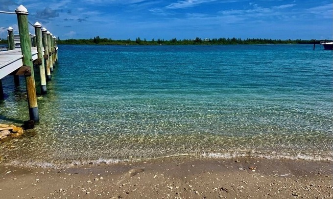 Fort Pierce Cabaña | Private Beach Front Cottage # 4 - Cada uno para 2-4