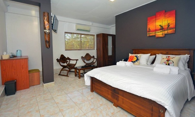 Marawila Villa | Playa privada / Max 6 personas / Habitación de 2 camas / Wifi / Gimnasio /