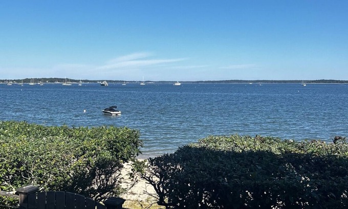 Sag Harbor Casa | Private Beach - Spectacular Views at Large Hamptons Beachfront House.