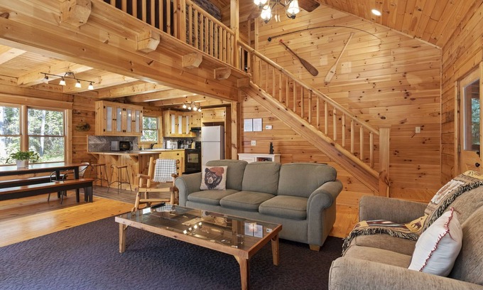 Mill Spring Cabina | Private Cabin in the Pines by Tryon Equestrian Center