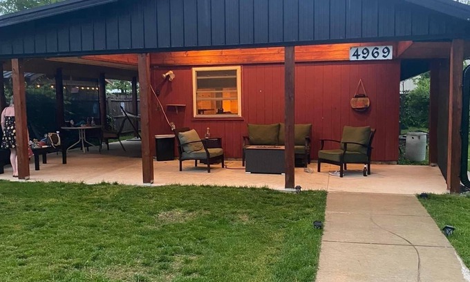 Geneva-on-the-Lake Cabina | Private cabin that sits on fenced in one acre lot. (Dog friendly)