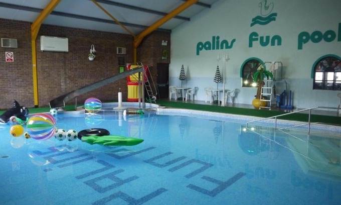 Kinmel Bay Otro | Private Caravan on Palins Holiday Park, North Wales