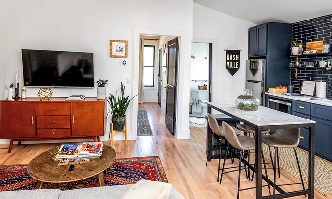 Lockeland Springs Casa | Private Carriage House in Diverse & Historic East Nashville- Minutes to Downtown