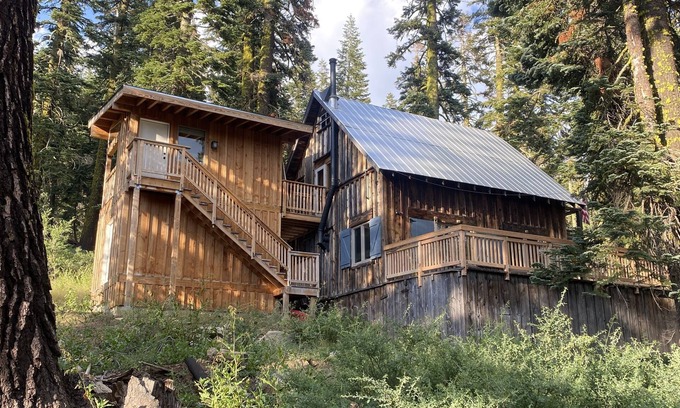 Echo Lake Chalet De Esquí | Private Chalet outside Tahoe near Echo Lake, amazing hot tub deck and loft