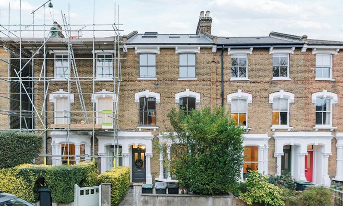 Stroud Green Casa | Private Comfortable Loft Apt in Superb Period Home 5 mins walk to Finsbury Park