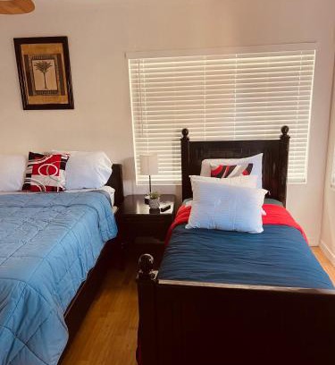 Oak Ridge Casa | Private comfortable luxury property