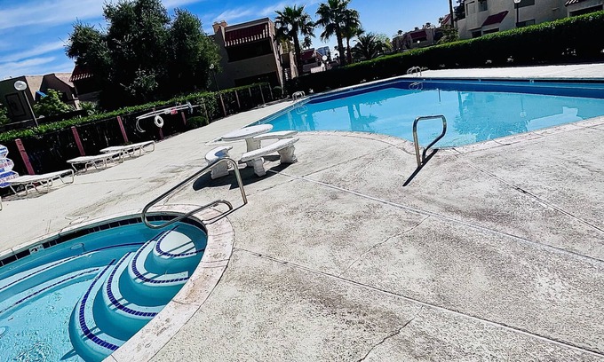 Chinatown Condominio | Private Condo Near Las Vegas Strip
