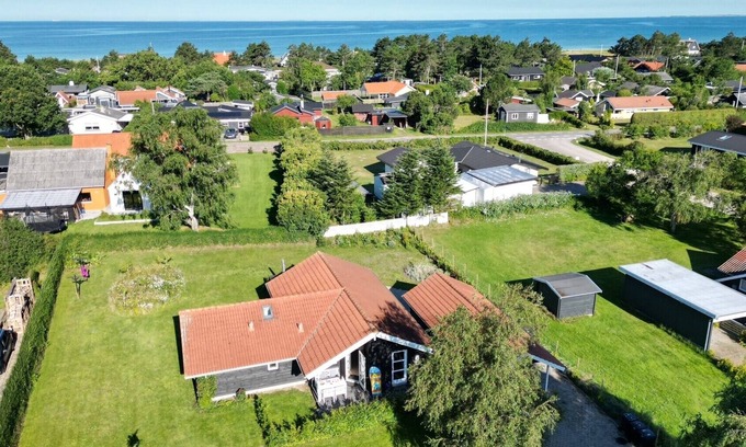 Store Kongsmark Cabaña | Private cottage in Stillinge Strand, Zealand, only 250 meter to the sandbeach
