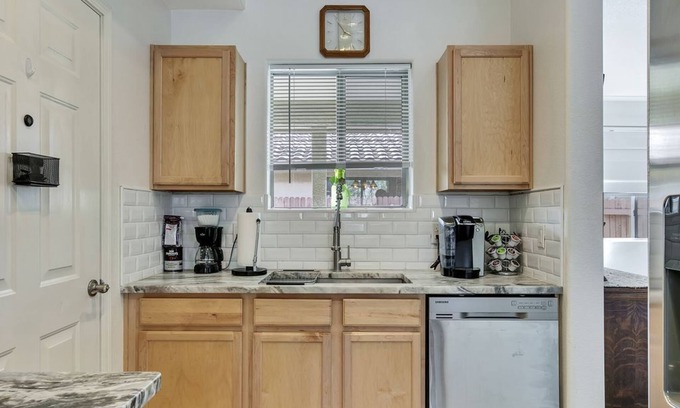 Cottonwood Casa | NUEVO Hermosa casa privada de 2 dormitorios y 2 baños cerca de Sedona, Jerome y degustación de vinos