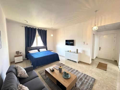 Khalifa City Apartamento | Private Cozy Studio Apartment BEST PRICE