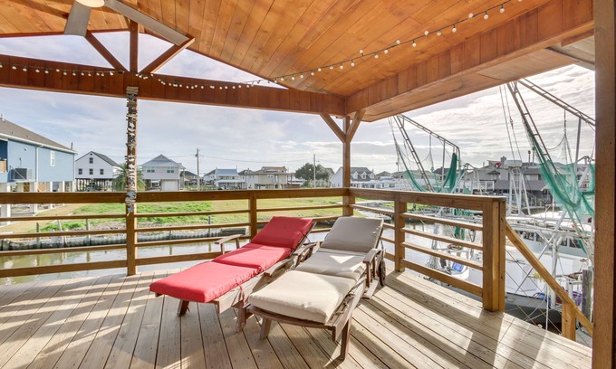 Barataria Casa | Private Dock, Lanai: Bayou Retreat in Barataria!