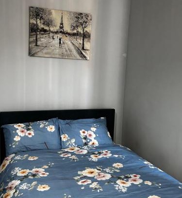 Rotherham Casa | Private ensuite room close to Rotherham city centre 2