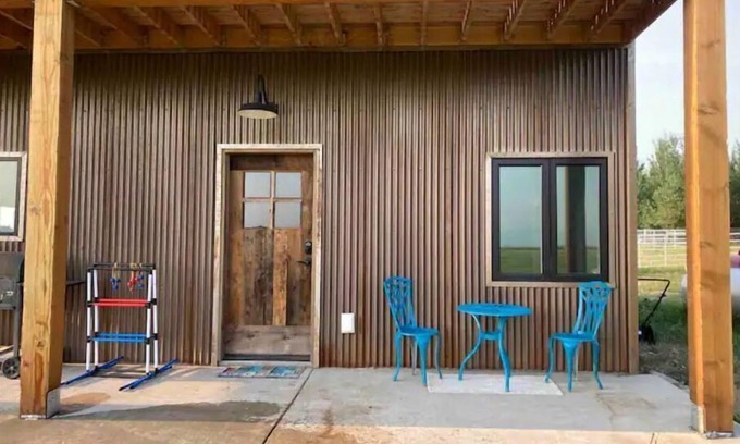 Driggs Apartamento | Private farm house lock off on sheep farm with salt hot tub