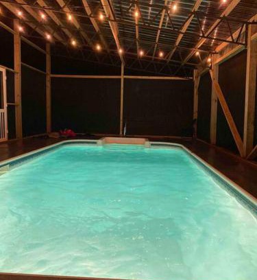 Dandridge Casa | Private Farmhouse with Hot Tub