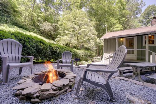 Bryson City Casa | Private Fire Pit and Creek Bryson City Retreat!