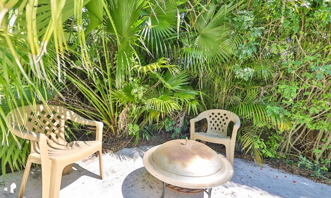 Bloomingdale Casa | Private Florida 3 bed 2 bath pool vacation home