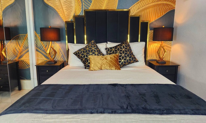 Las Vegas Casa | *Private Guest House: Free Parking 𝟏𝟎𝐦𝐢𝐧 DWTN
