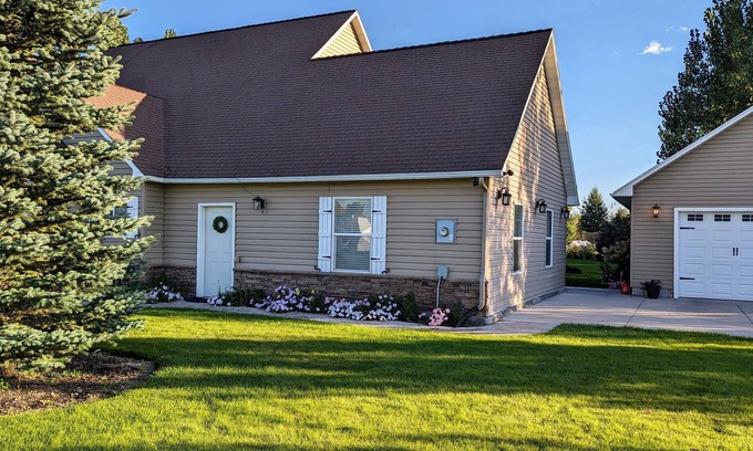 Rexburg Casa | Private guest suite with kitchen and no cleaning fee