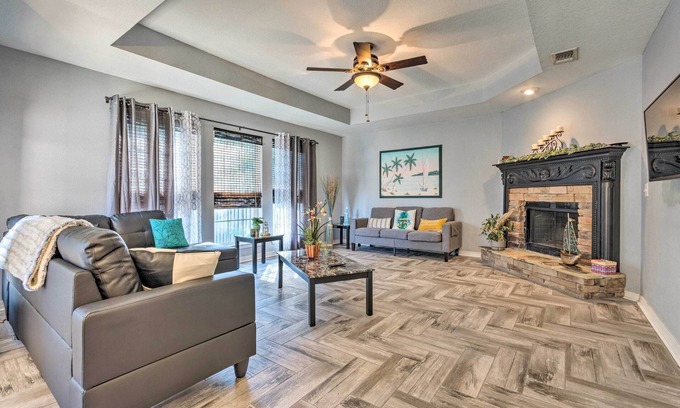 Gulf Breeze Casa | Private Gulf Breeze Gem w/ Easy Shore Access!