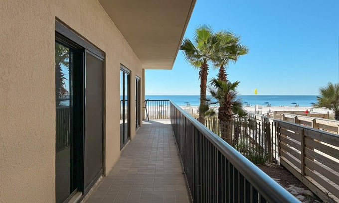 Orange Beach Condominio | Private Gulf Front Balcony | Prime Orange Beach Location | The Palms | My Beach Getaways