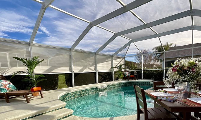 Summerhill Casa | Private Heated Pool & Hottub - Pet Friendly- Close to L Sumpter & Spanish Spring