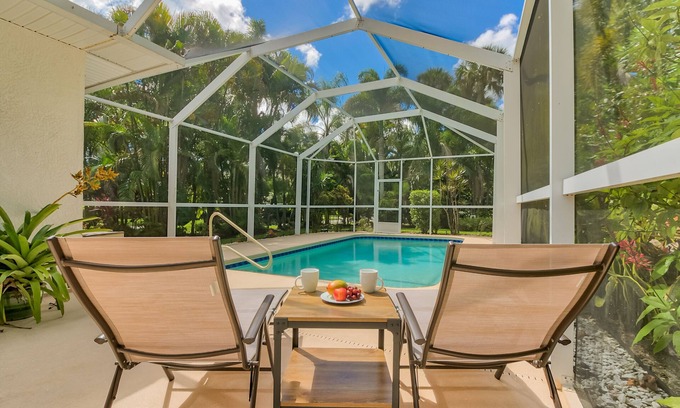 Vero Beach South Casa | Private Heated Pool & Beach House: 3 King Beds , TVs throughout, 1000mbps WiFi
