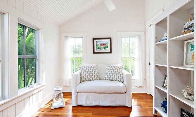 Cortez Cabaña | Private historical completely renovated cottage with 60 ft dock on Sarasota Bay