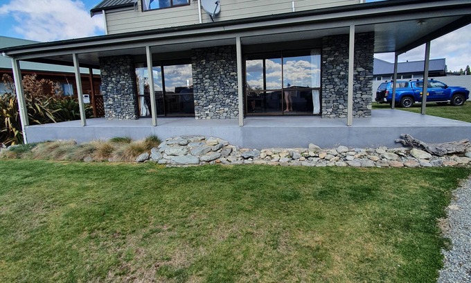 Twizel Casa | Private holiday home