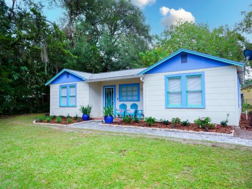 Ocala Casa | Private Home in Ocala with Fenced Yard, Piano, Central Location, Pets Welcome