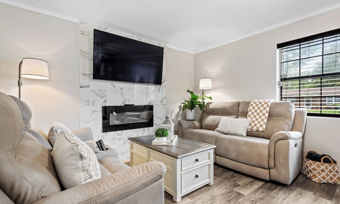 Pooler Casa | Private Home in Pooler, Mins from SVA Airport + Pet Friendly