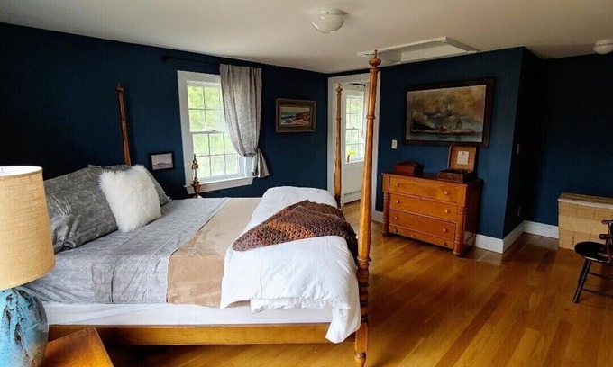 Franklin Casa | Private home on gorgeous natural land overlooking tidal creek